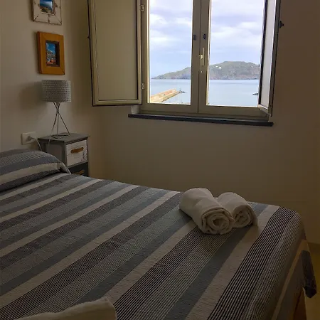 Harbour View فندق مبيت وإفطار