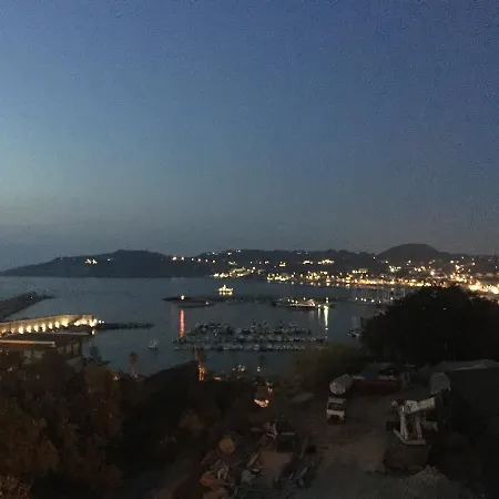 Harbour View فندق مبيت وإفطار 3*