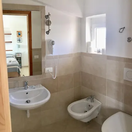 Harbour View Bed & Breakfast 3*