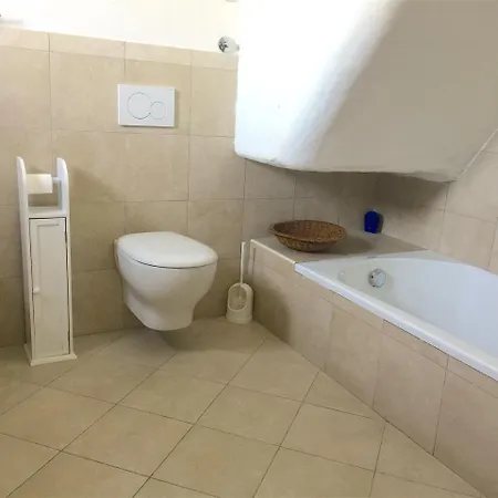Harbour View Bed and breakfast 3*